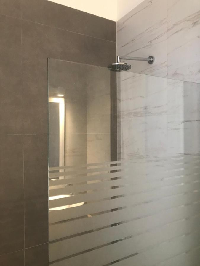 Habitaciones En Suite Balcarce 布宜诺斯艾利斯 外观 照片