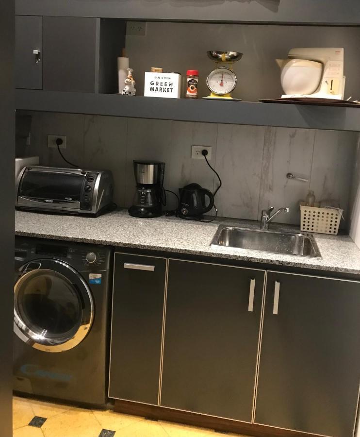 Habitaciones En Suite Balcarce 布宜诺斯艾利斯 外观 照片