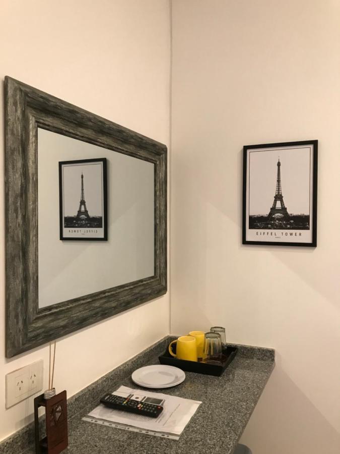 Habitaciones En Suite Balcarce 布宜诺斯艾利斯 外观 照片