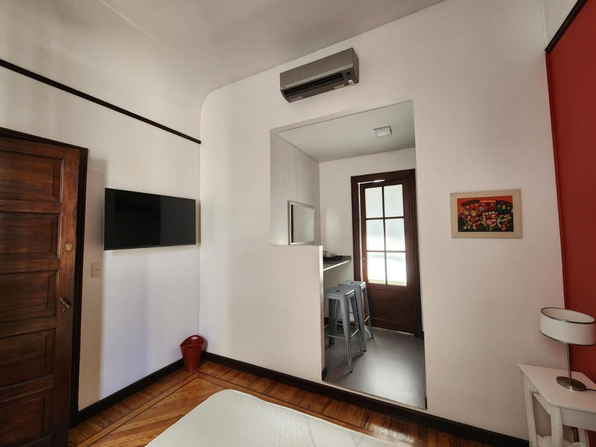 Habitaciones En Suite Balcarce 布宜诺斯艾利斯 外观 照片